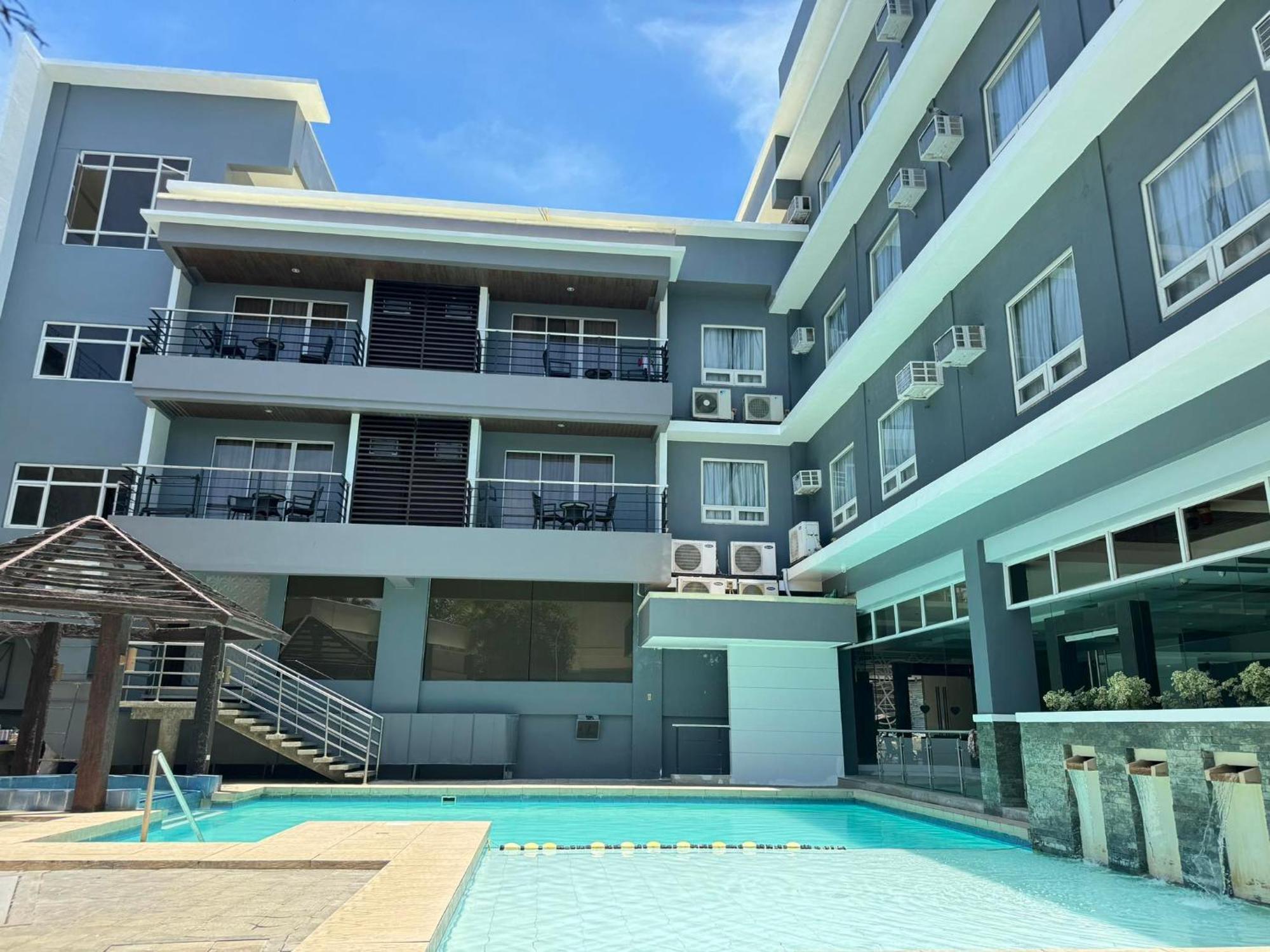 Circle Inn - Iloilo City Center Exterior photo